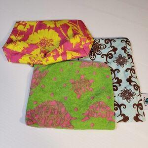 Lot of 3 Cosmetic Makeup Bags Planet Wise